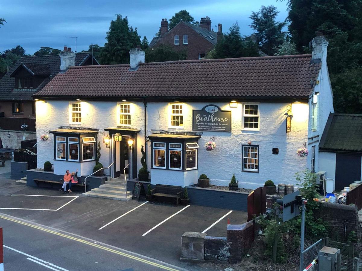 The Boathouse Wylam Hotel Buitenkant foto